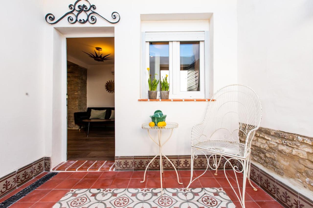 Apartamentos Gaviota Valencina de la Concepcion Exterior photo